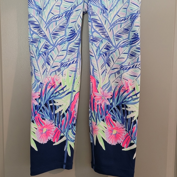 Lilly Pulitzer Cropped Leggings - Picture 2 of 4